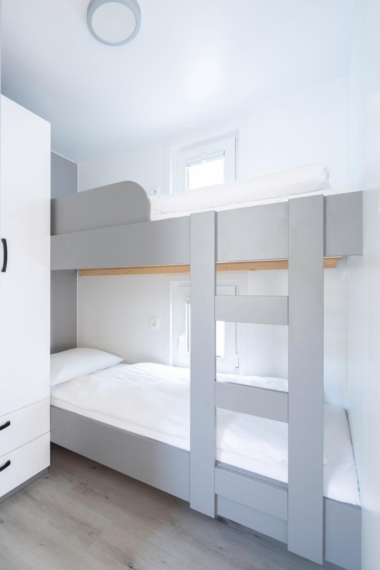 Floating Sea House Shark 3 Apartment Portoroz Bagian luar foto