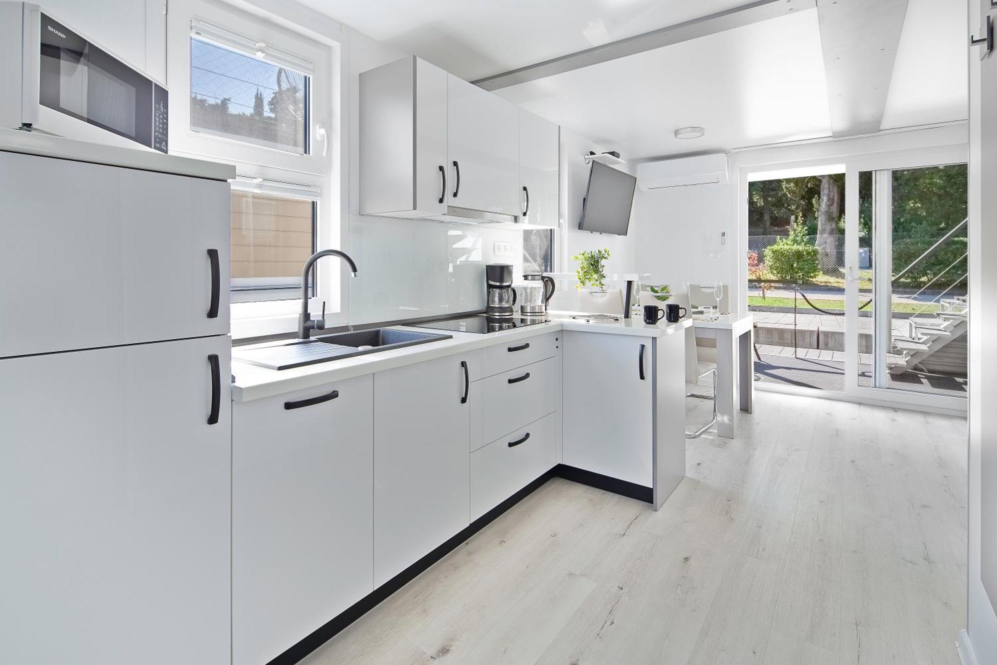 Floating Sea House Shark 3 Apartment Portoroz Bagian luar foto