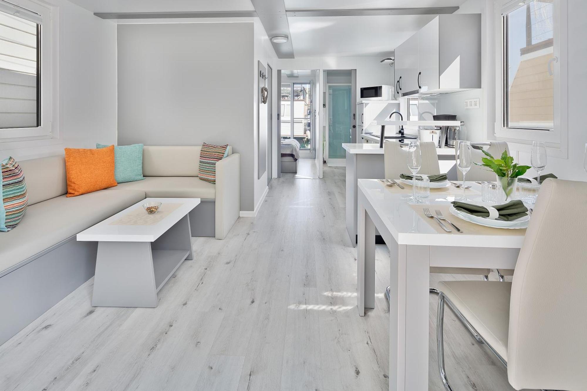 Floating Sea House Shark 3 Apartment Portoroz Bagian luar foto